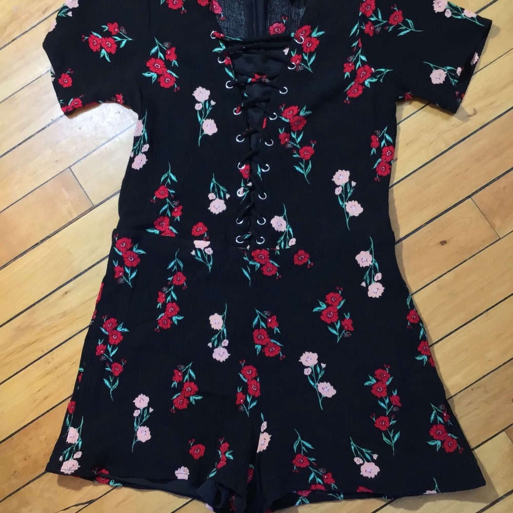 Forver21 Girls Romper - Picture 3 of 3